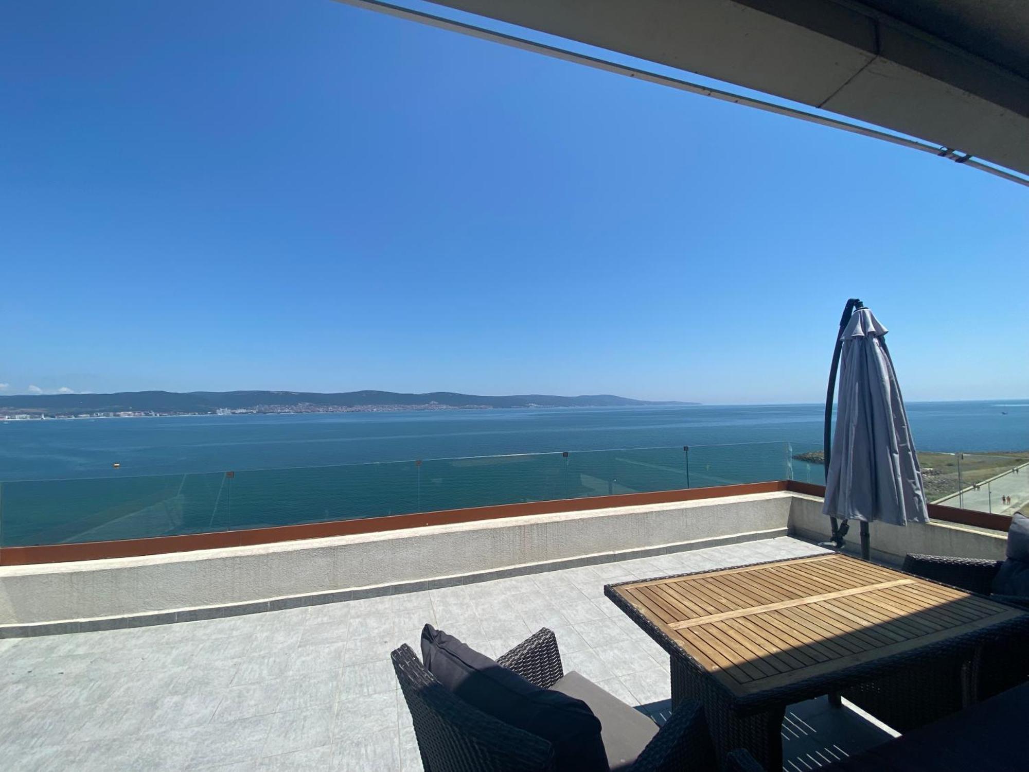 Paradiso 'В' 607 Large Luxury Apartment Nesebar Buitenkant foto