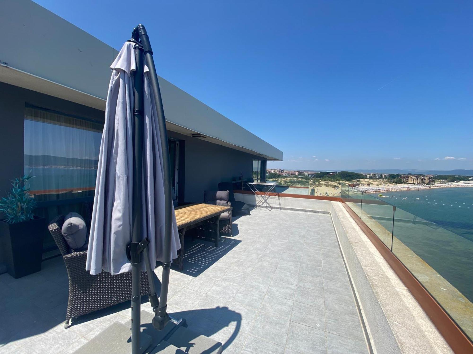 Paradiso 'В' 607 Large Luxury Apartment Nesebar Buitenkant foto